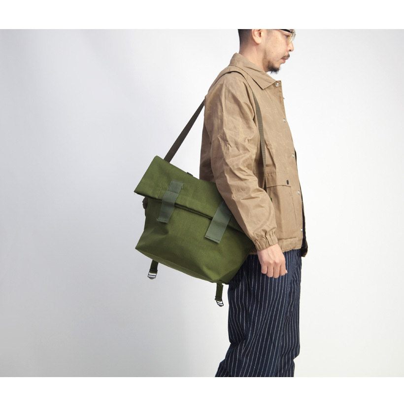 デンマーク軍 デッドストック メッセンジャーバッグ 実物 メンズ