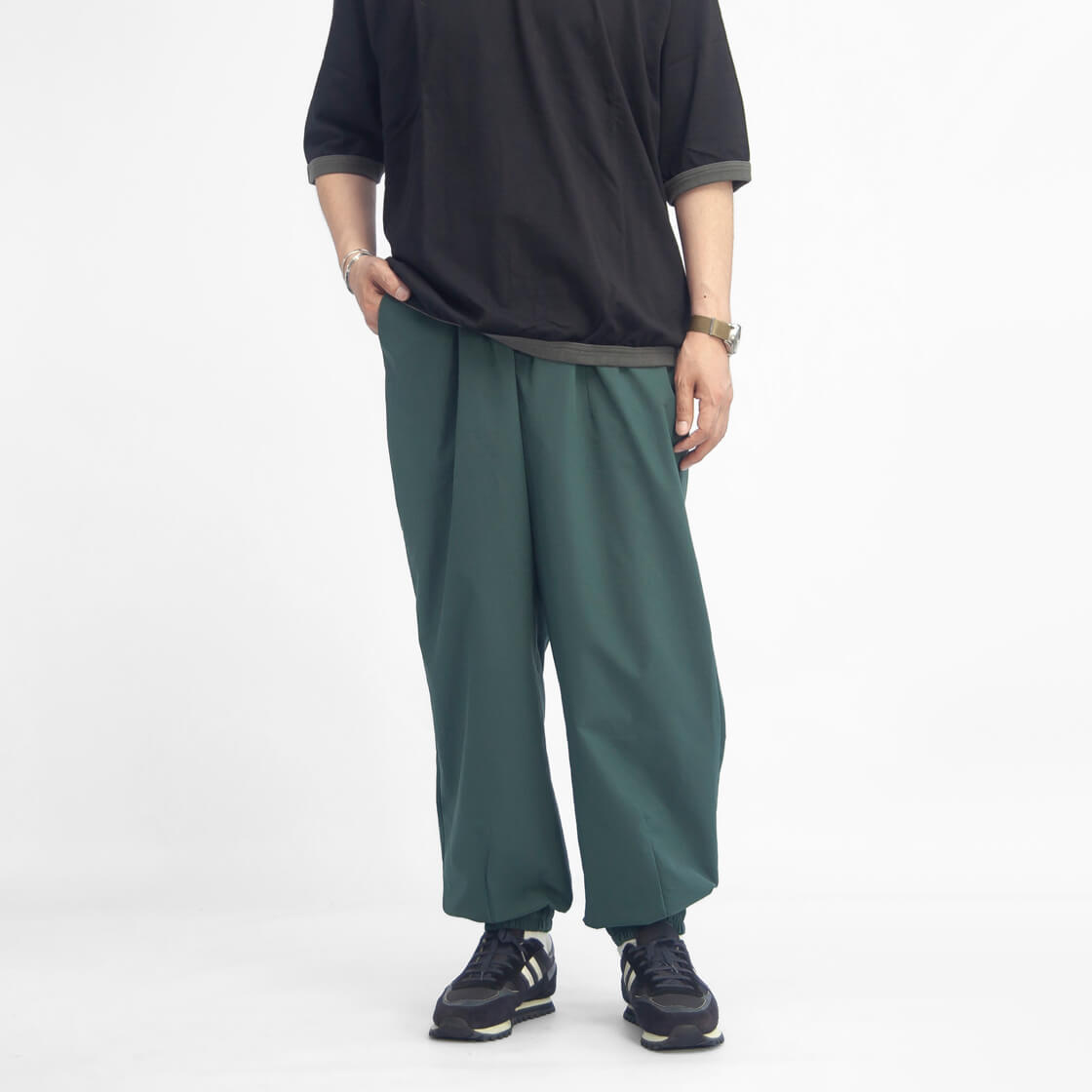 ナンガ NANGA DOTAIR COMFY ドットエアコンフィー ジョガーパンツ メンズの画像