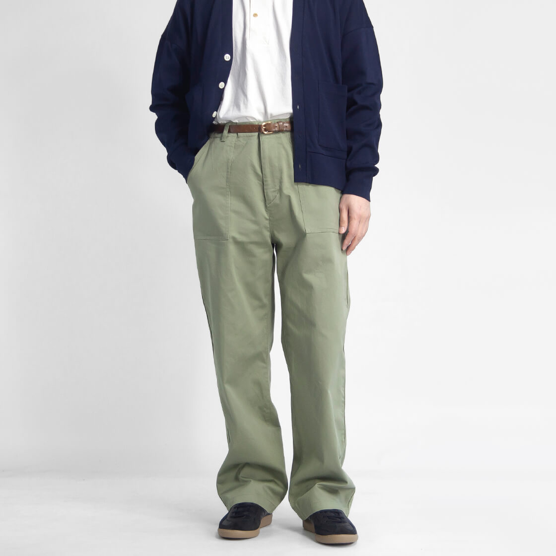美品 CLOTH&CROSS ハグオーワー チノパン ストレッチ ベイカーパンツ HAVE A GOOD DAY（ハブアグッドデイ） 【セール価格】ハブアグッドデイ