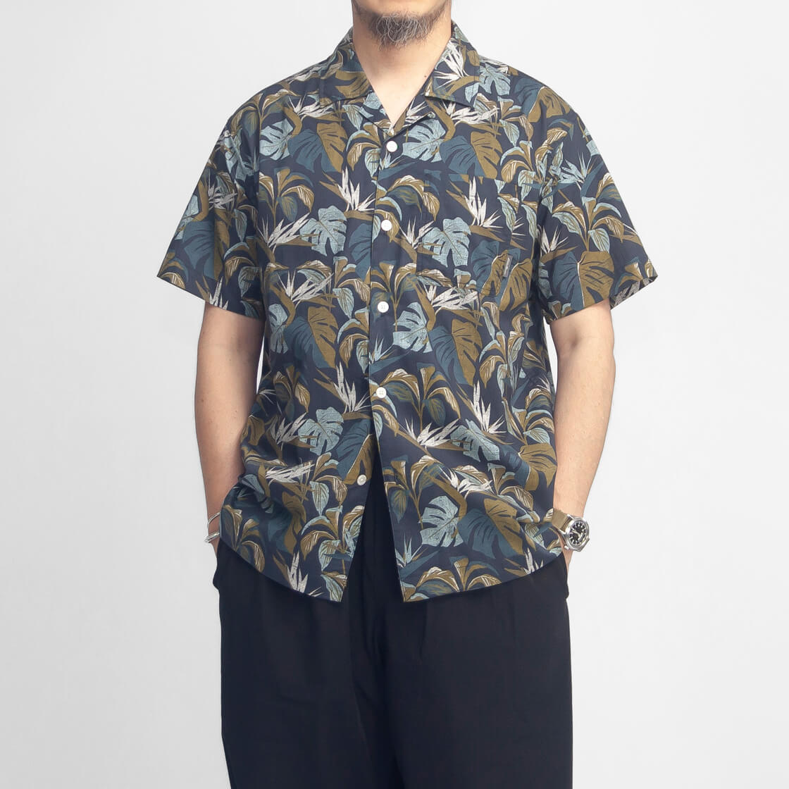 Eddie Bauer（エディーバウアー） バハ キャンプ オープンカラー 半袖