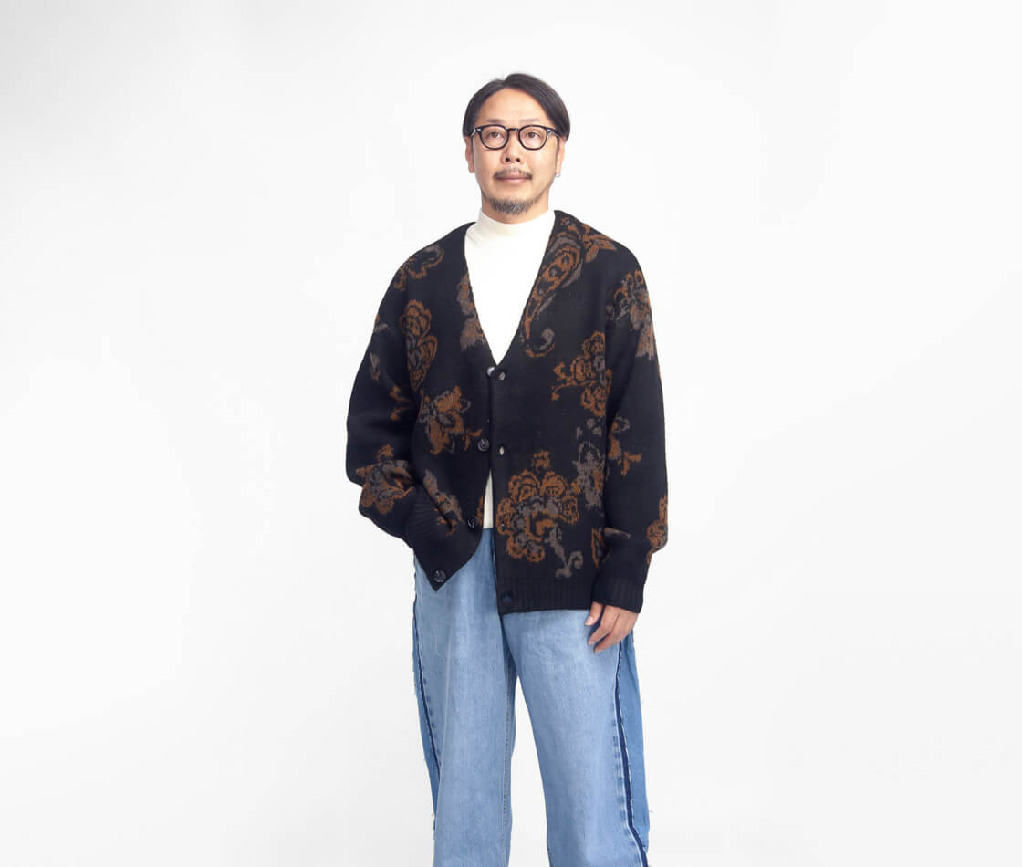 セール価格】LAOTOUR ダブルジャカード 総柄 ニットカーディガン