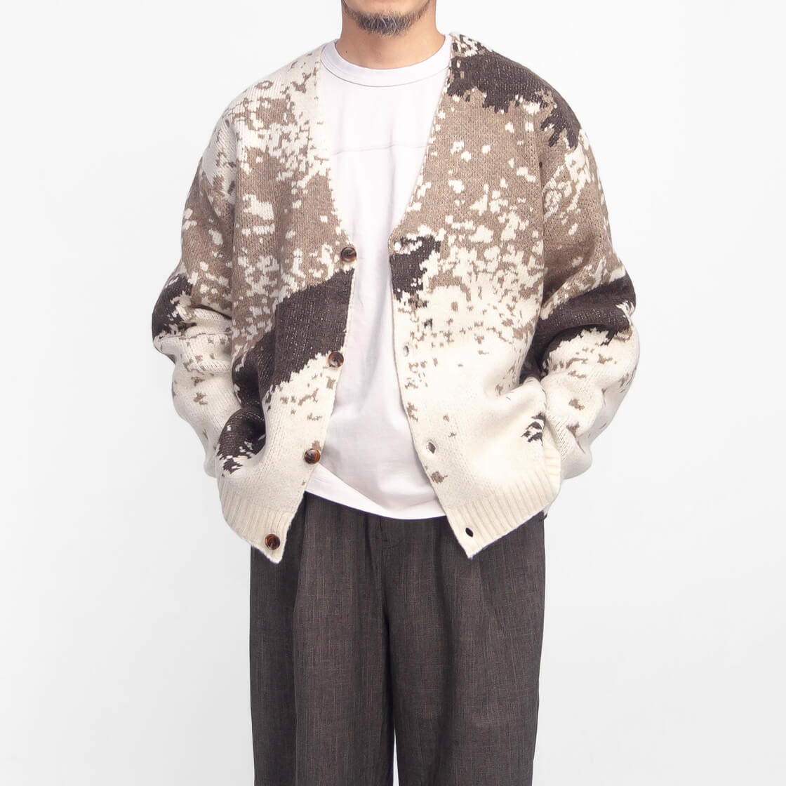 セール価格】LAOTOUR ダブルジャカード 総柄 ニットカーディガン