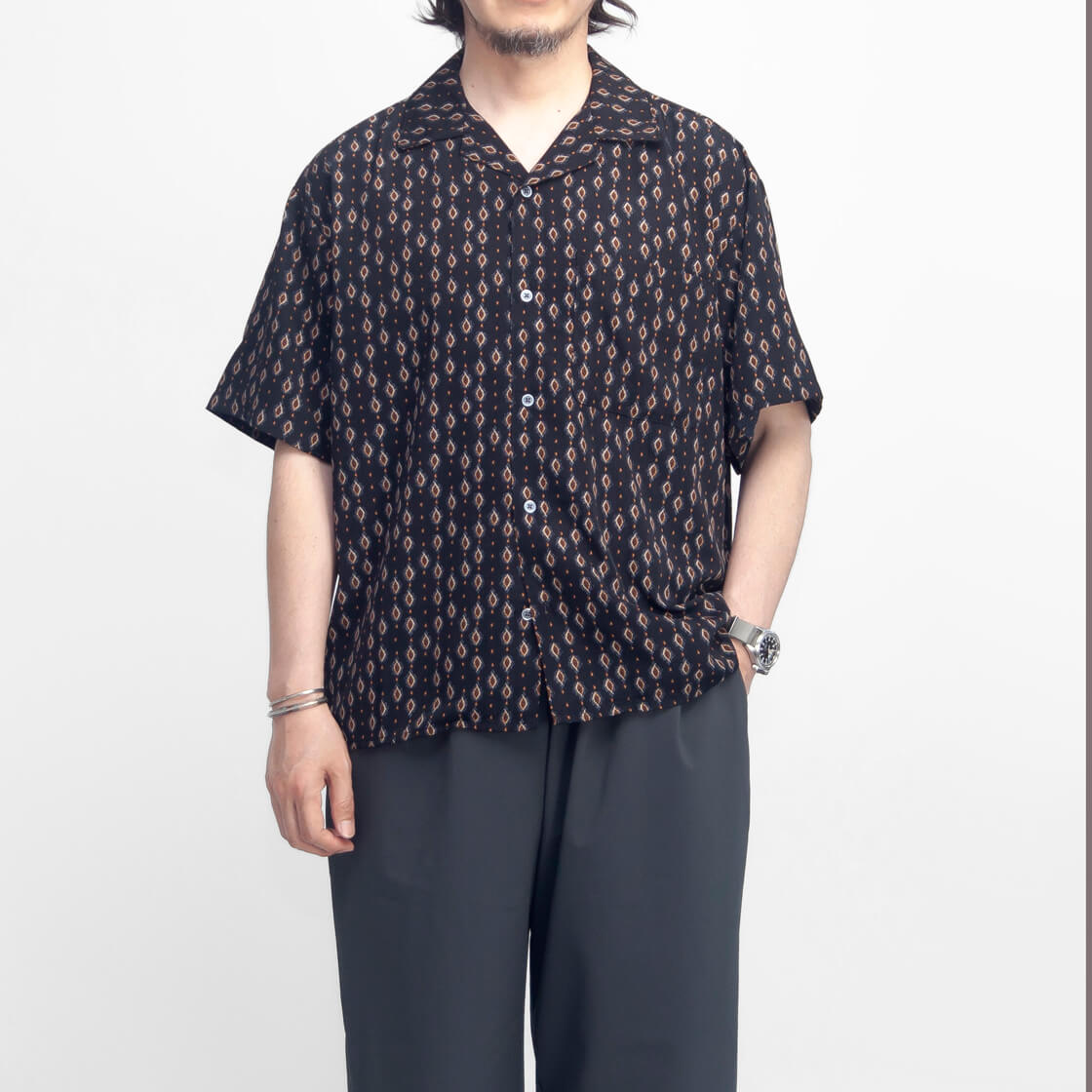 半袖シャツ メンズ ダークパターン ビーズデザイン 2色 LAOTOUR 小紋柄 オープンカラー半袖シャツ 総柄 開襟 メンズ