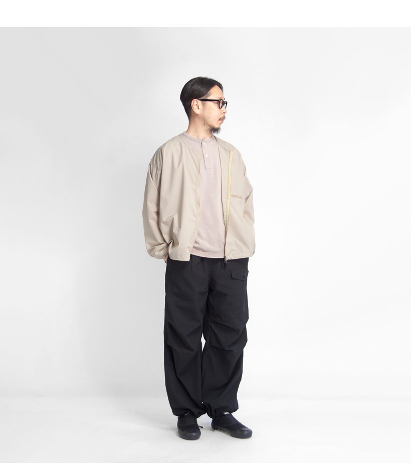 AXESQUIN アクシーズクイン ヘリウムノーカラージャケット