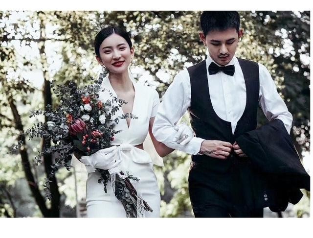 ウェディングドレス 二次会 花嫁ドレス 人気no 1 本体 結婚式 ドレス パーティードレス マーメイド セパレート風 ナチュラル かっこいい カジュアル 個性的 大 おしゃれ レトロ ウェディングドレス 二次会 花嫁ドレス 人気no 1 本体 結婚式 ドレス パーティードレス マーメイド セパレート風 ナチュラル かっこいい カジュアル 個性的 大 おしゃれ レトロ