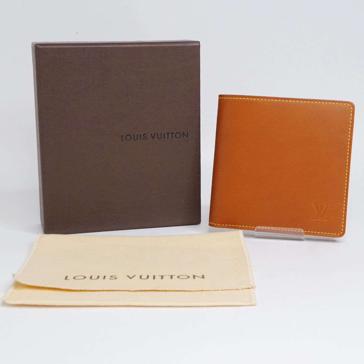 LOUIS VUITTON（ルイ・ヴィトン） LV ノマド ポルトフォイユ・マルコ
