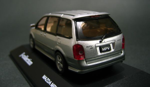 □京商□1/43マツダ・MPV”シルバー”【ミニカー】jc12032sg : マルサン