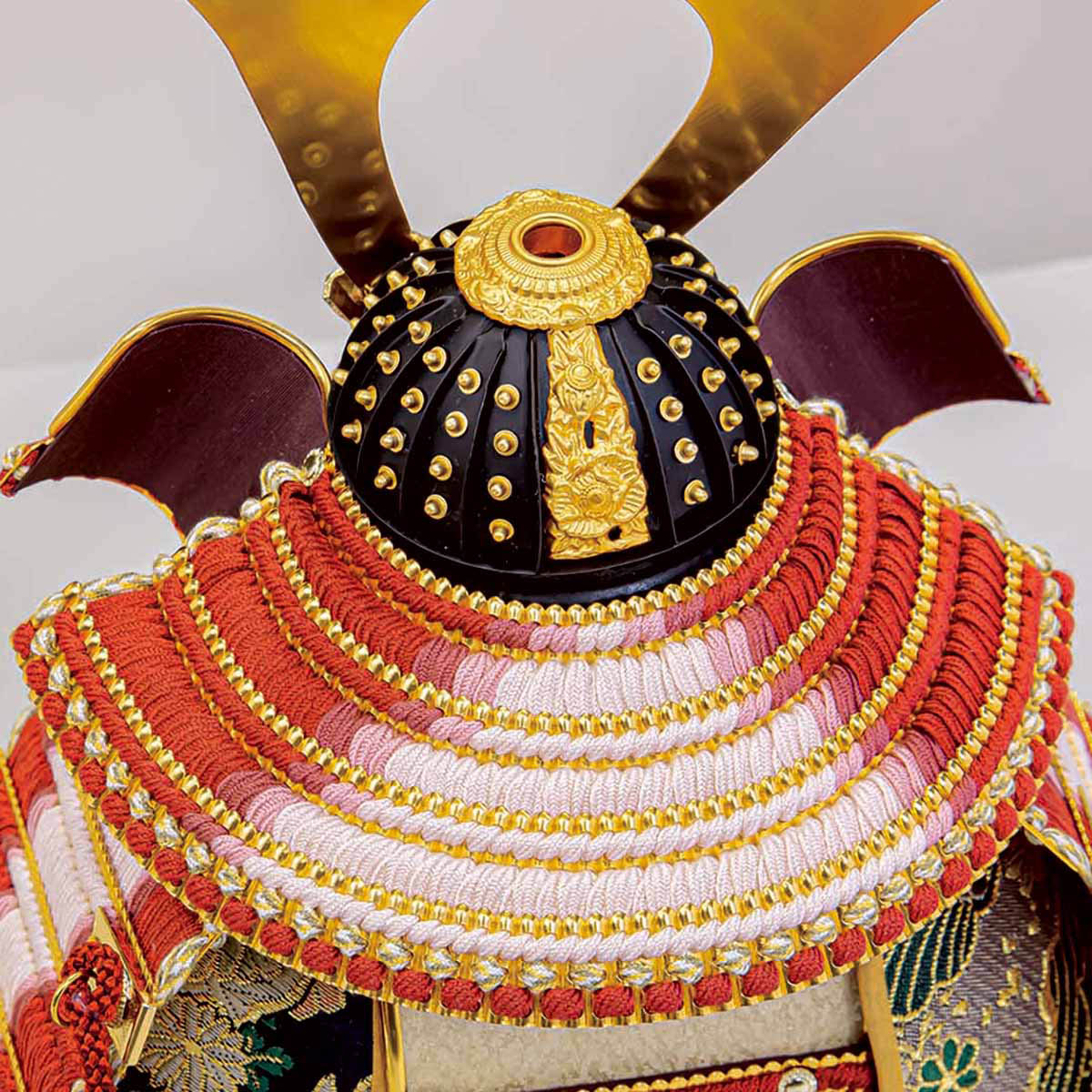 五月人形 平安豊久 鎧飾り 7号 武蔵朔太郎作 赤紫沢瀉 正絹糸縅 