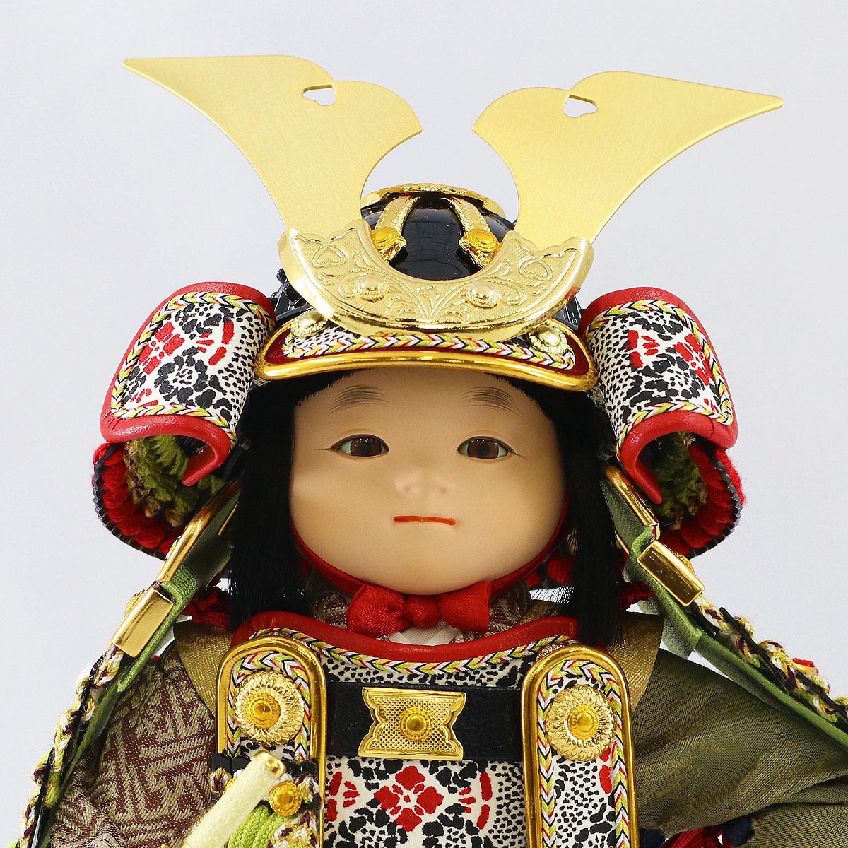 五月人形 幸一光 子供大将ケース飾り 晴（はれ） 黒小札鶯白段威 鯉幟 黒塗り金バック ガラスケース飾り ケース入り コンパクト おしゃれ_7