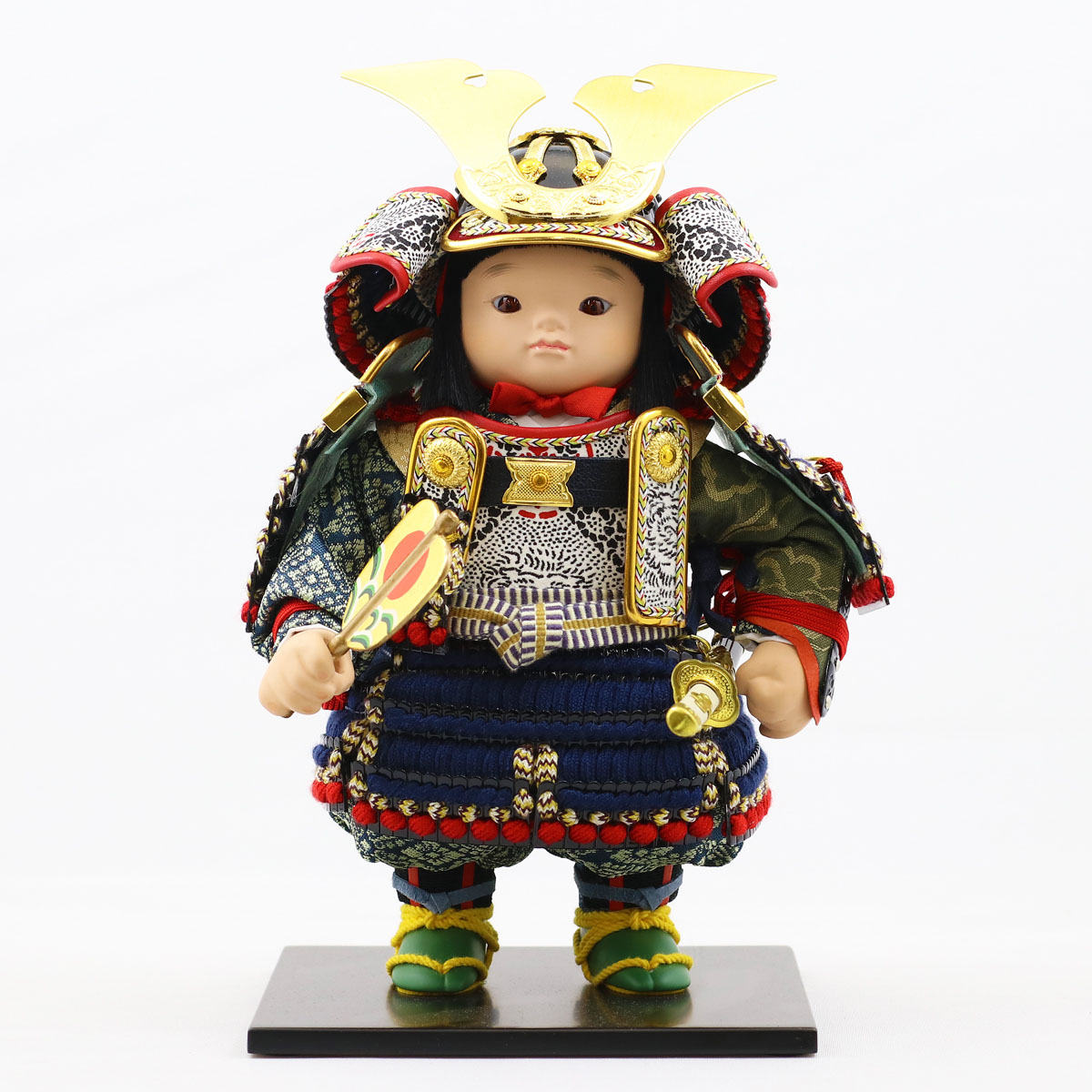 五月人形 幸一光 子供大将ケース飾り 翔（しょう） 黒小札紺糸威 鯉幟 黒塗り金バック ガラスケース飾り ケース入り コンパクト おしゃれ_4