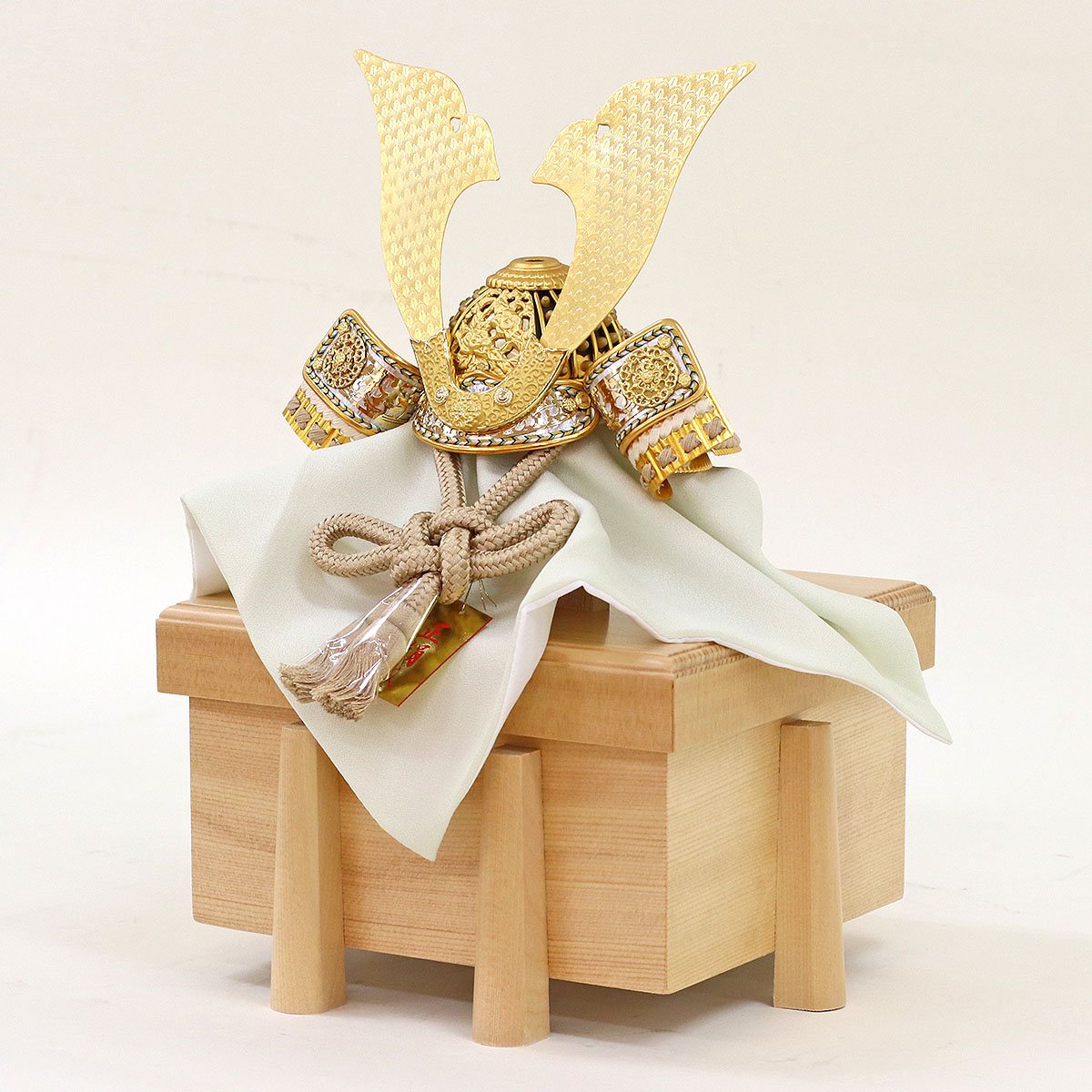 久月 五月人形 兜飾り 7号 鈴木利光作 兜 平飾り 正絹 茶中白縅