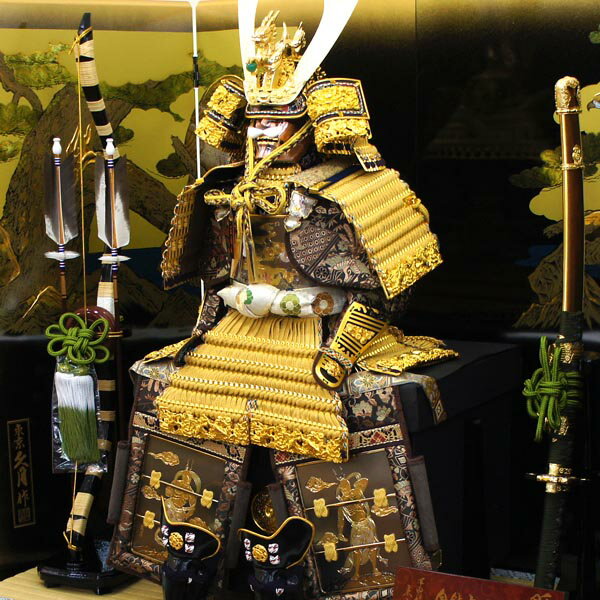 久月 五月人形 鎧飾り 12号 久月作 彫金仁王大鎧 高床台飾り 正絹 緋縅
