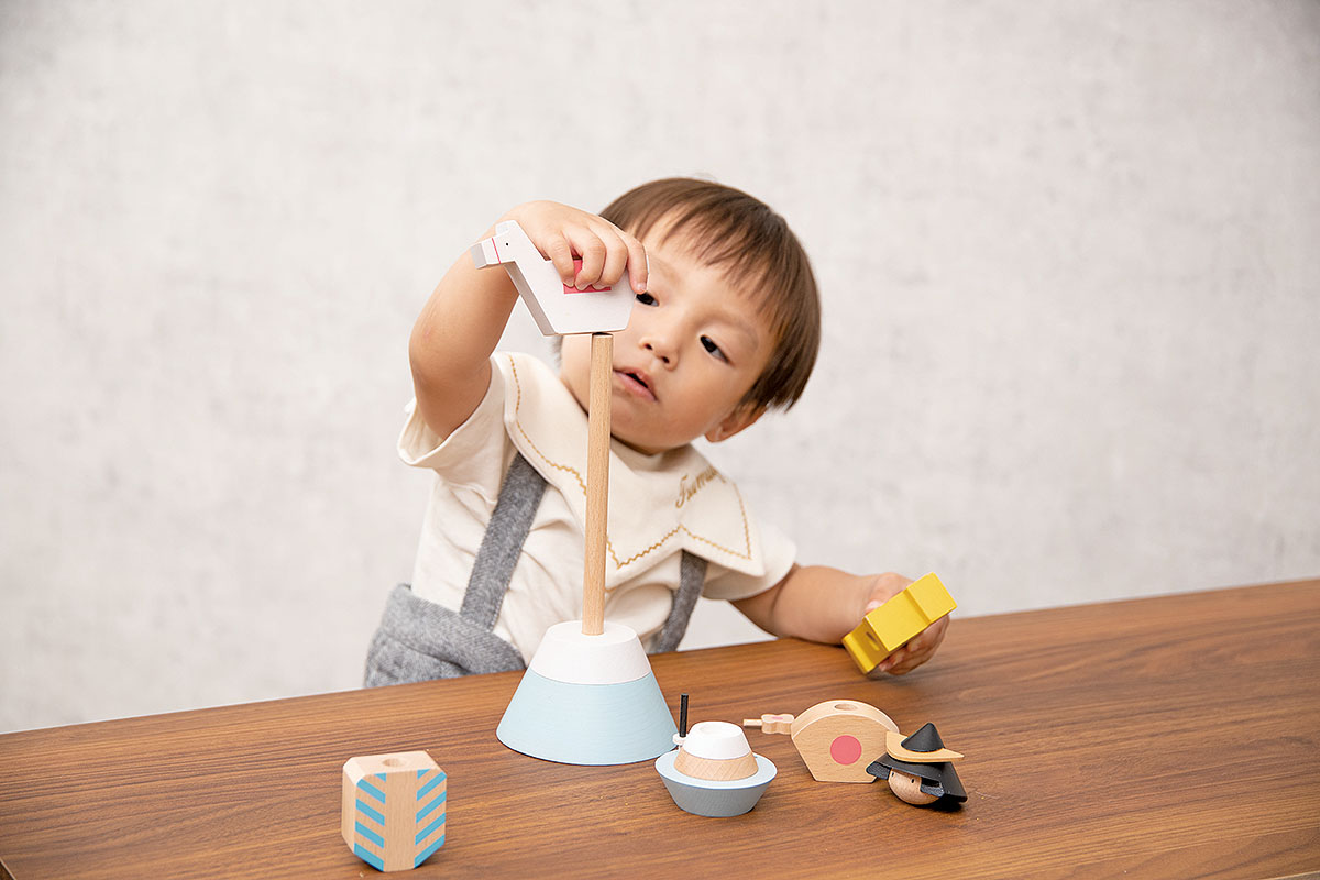 五月人形 pucaシリーズ プーカのたんたんご2.0 絵本付き 木製円形飾り