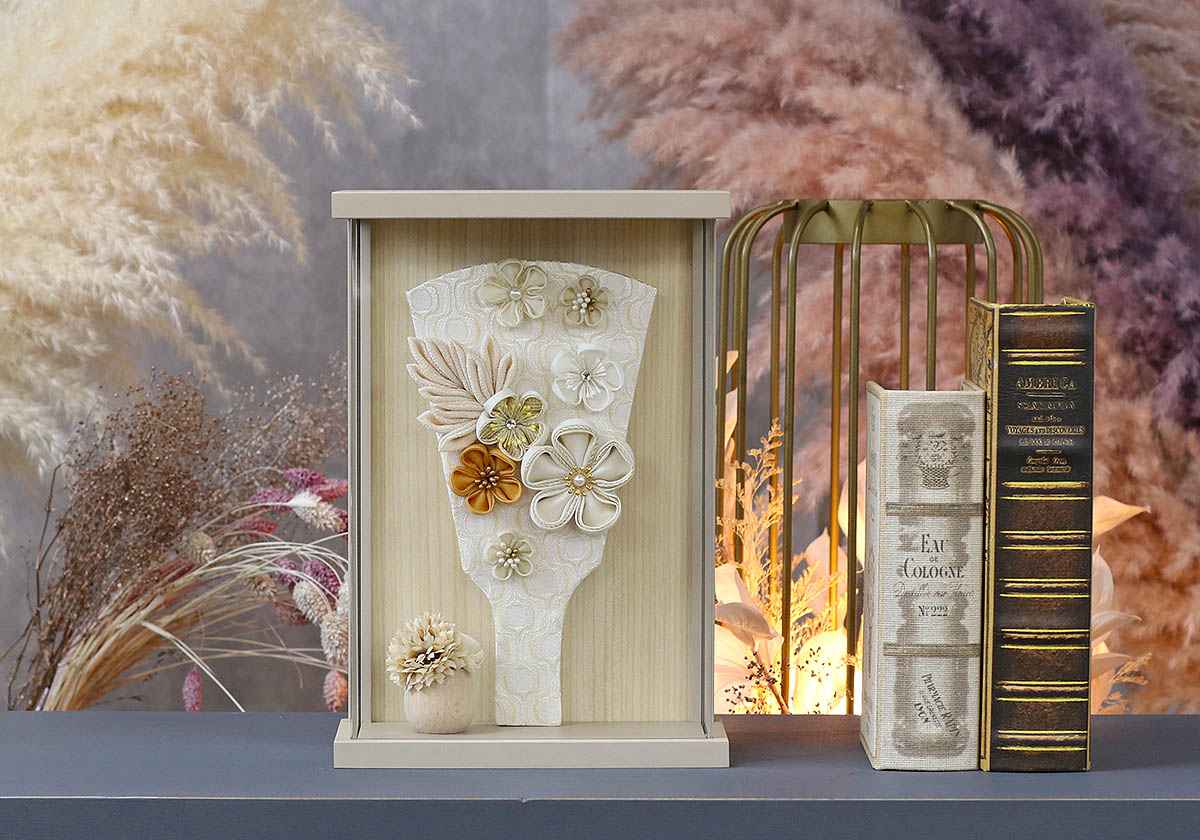 【一点限り】正月飾り　羽子板　ケース飾り オルゴール付き　H51 一点限り】正月飾り 羽子板 ケース飾り オルゴール付き H51 一点限り