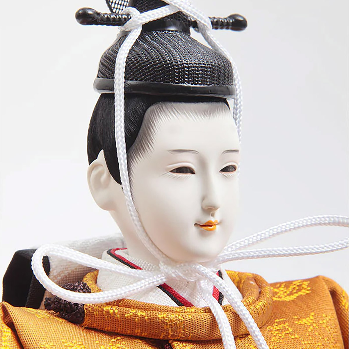 雛人形 四段飾り 正絹有職 黄櫨染 衣裳着 芥子親王 二寸官女 棚式四