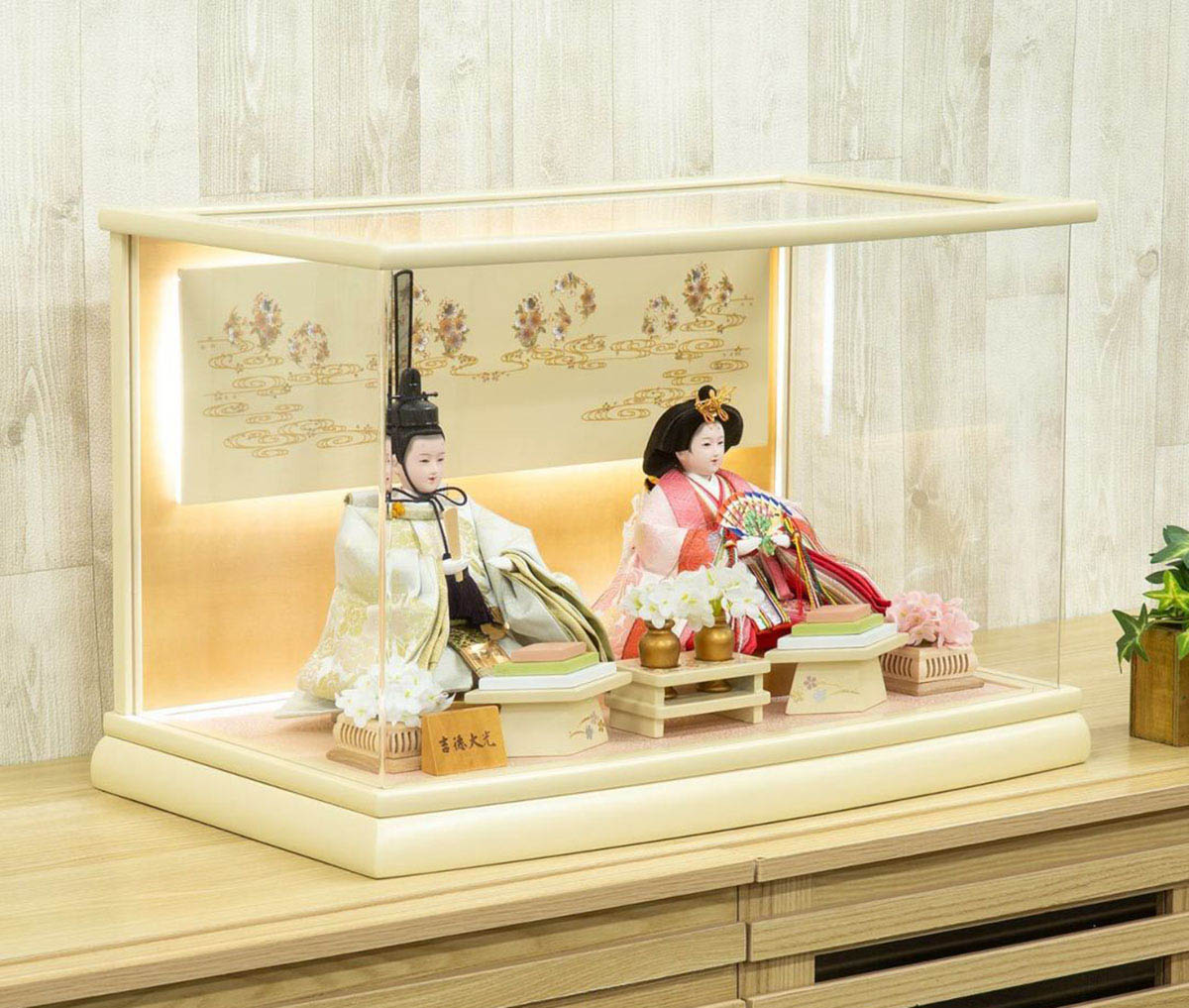雛人形　7人飾り　3段　ケース　オルゴール　灯りつき 雛人形 ガラスケース 七人 三段 オルゴール 雛人形 3段 ガラスケース