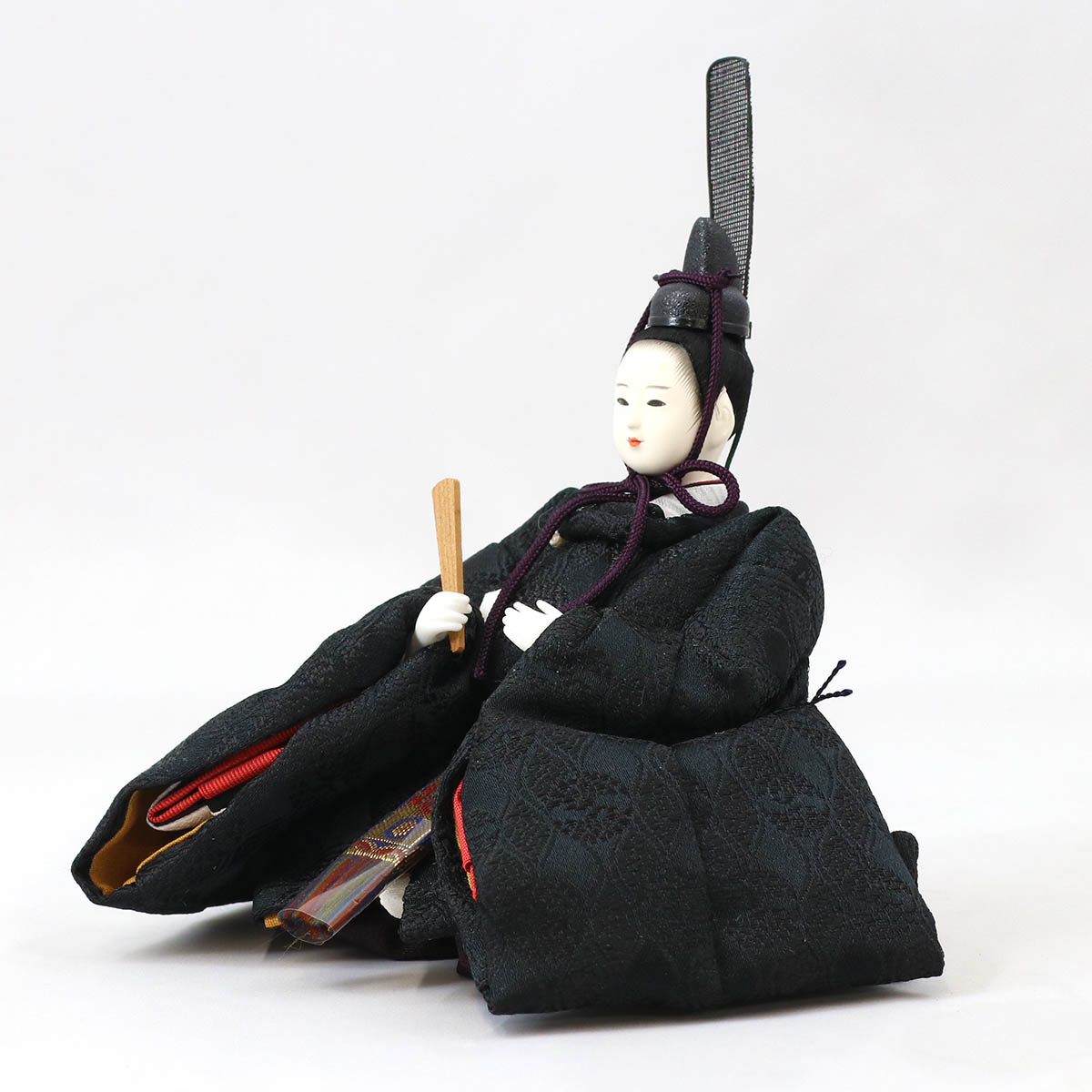 雛人形 親王飾り 柴田家千代作 葵 有職 向鶴丸文 黒/赤 柳親王 裾長衣装着 紅白梅 扇面松文様屏風 タモ材 木製飾り台 平飾り_6
