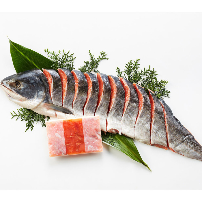 北海道産 新巻鮭&鮭といくらのルイベ漬A 切身半身 700g ルイベ漬 100g 二重包装可-0