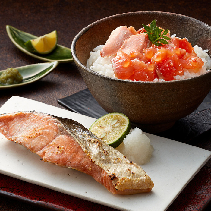 北海道産 新巻鮭&鮭といくらのルイベ漬A 切身半身 700g ルイベ漬 100g 二重包装可-1