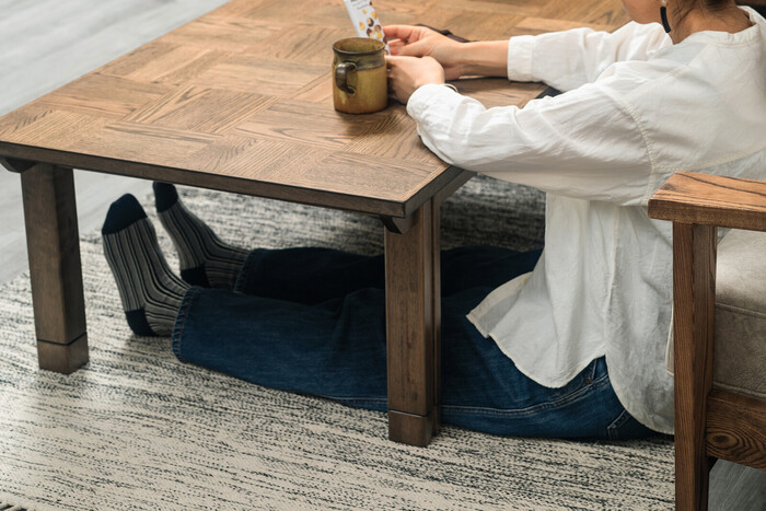 ブロック調天板のヴィンテージ風コタツ 120幅 4人用 継脚1段付き