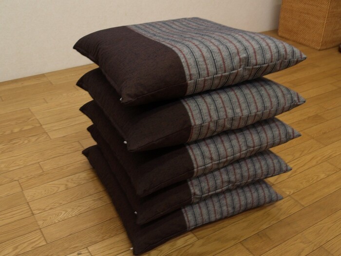 久留米織り 座布団 筑後 ちくご ブラウン 55×59cm-2