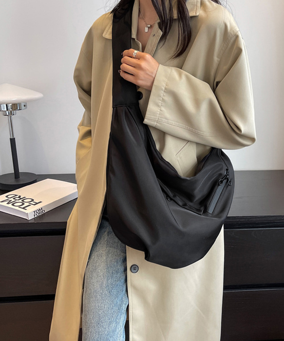 三日月型ショルダーバッグ大容量ナイロン鞄-5
