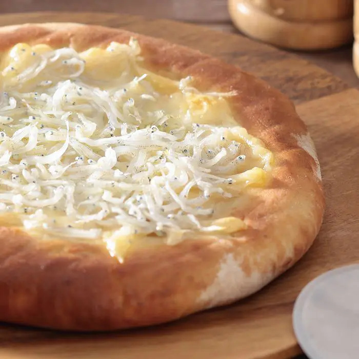 SHIZUOKA PIZZA Shizuoka shirasu . Shizuoka Sakura Ebino пицца. . соответствует возможно -0