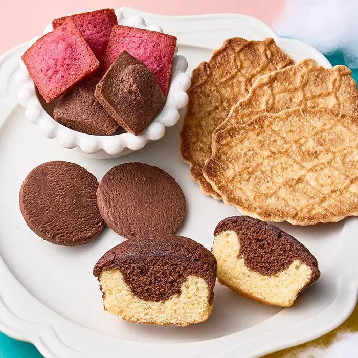 夏季限定 チョコトリップ 魅惑のスイーツ詰合せ ナイトトリップ　2層のチョコカップケーキ×6個入、焼きショコラ×10個入等 のし対応可-1