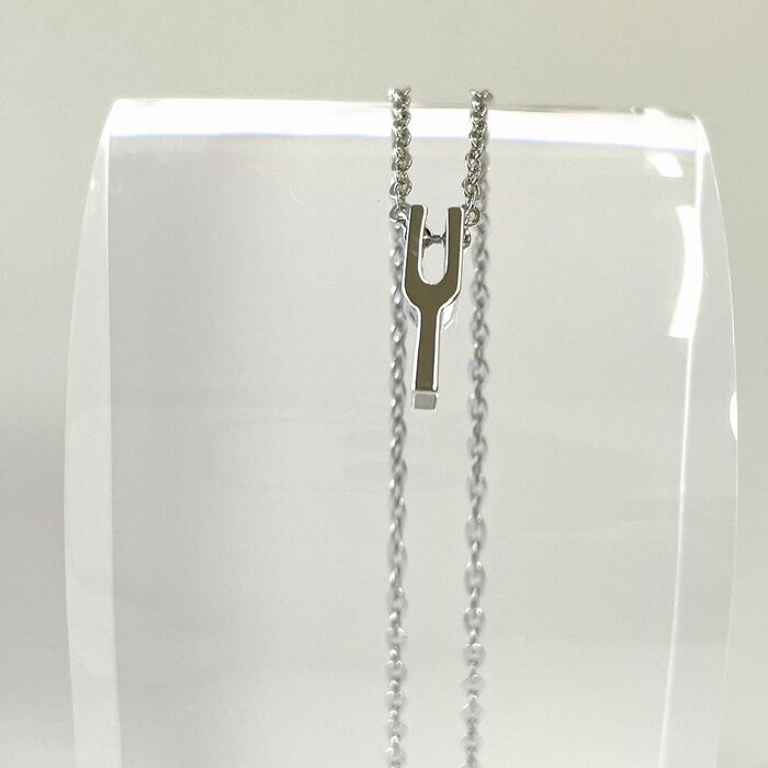 日本製 イニシャルペンダント Y P 100Y-5