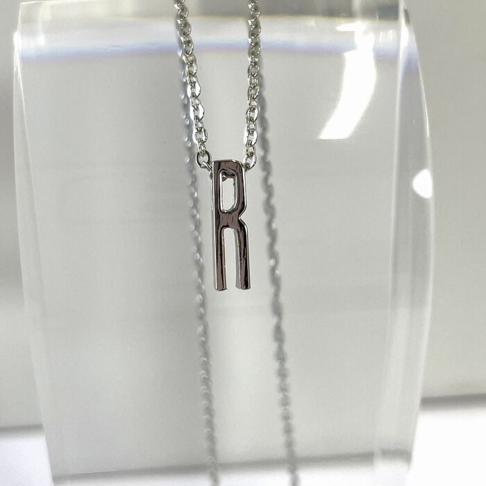 日本製 イニシャルペンダント R P 100R-5
