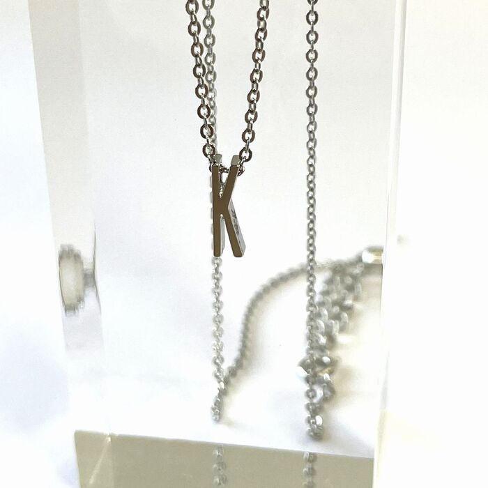 日本製 イニシャルペンダント K P 100K-5