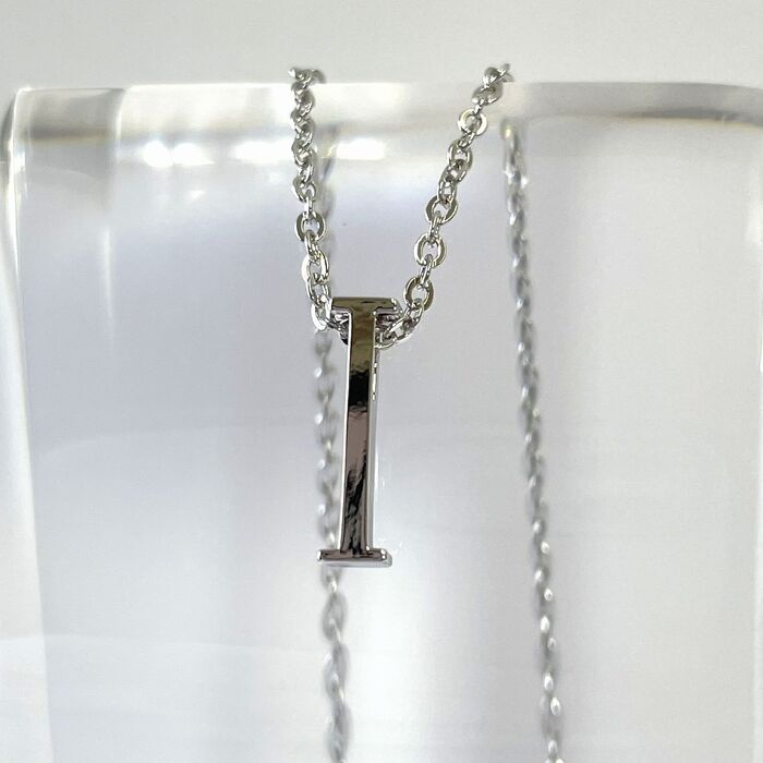 日本製 イニシャルペンダント I P 100I-4