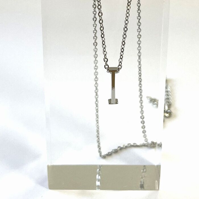 日本製 イニシャルペンダント I P 100I-5