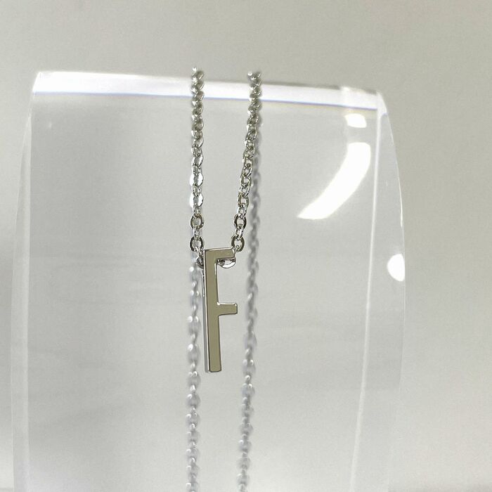 日本製 イニシャルペンダント F P 100F-3
