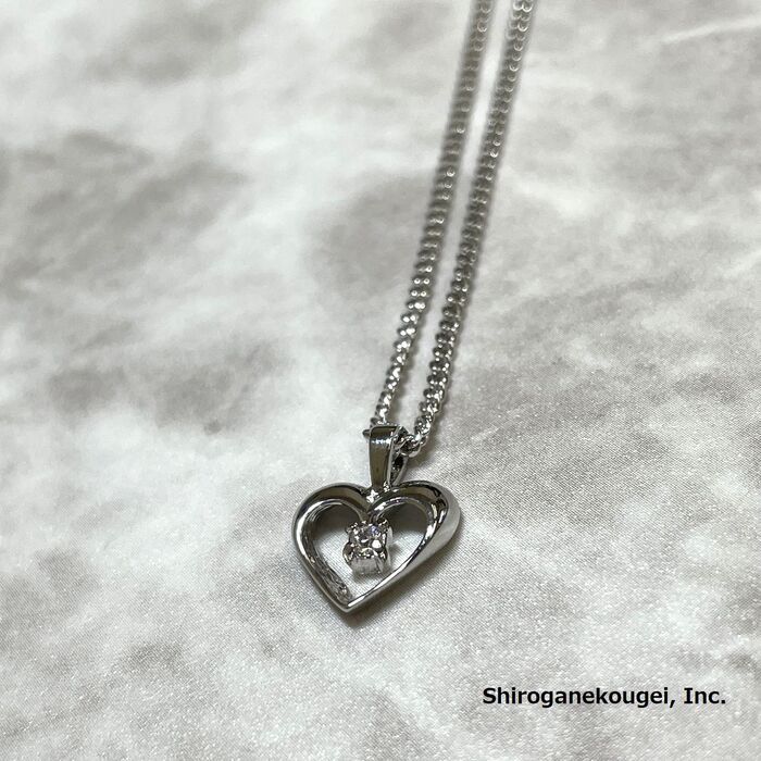 日本製 高品質キュービックジルコニア使用 輝き自慢CZ ハートSILVERペンダント P 1013-5