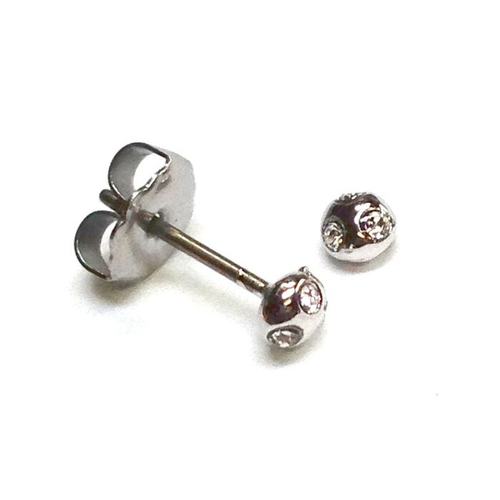 日本製 いん石 チタンポストピアス １ペア　高品質クリスタル使用 Pi 2206C-1