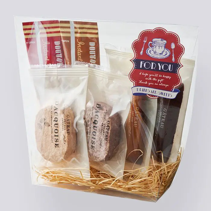 アーモンドづくしセレクションとドトールコーヒーのドリンクセット-1