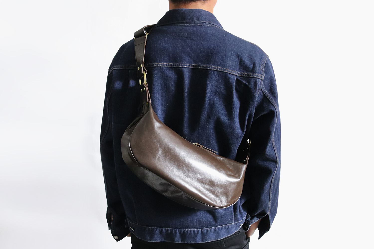 OPUS（オーパス） INCEPTION インセプション HORSE HIDE BANANA BAG 茶