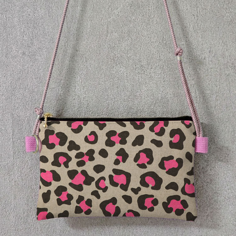 ネオンカラーがかわいい♪『NEON LEOPARD』（ネオン