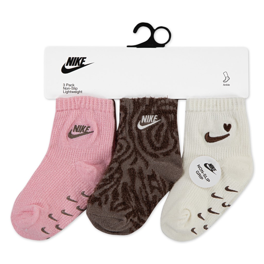 NIKE（ナイキ） 6か月から12か月 3足セット 靴下 NIKE nn1298-a0w