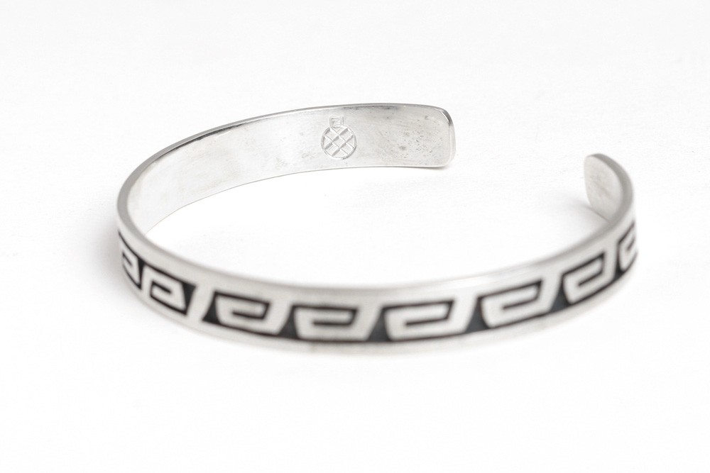 【インディアンジュエリー】シルバー　ポピ　バングル Hopi Jewelry バングル ホピ族 ネイティブアメリカン シルバー