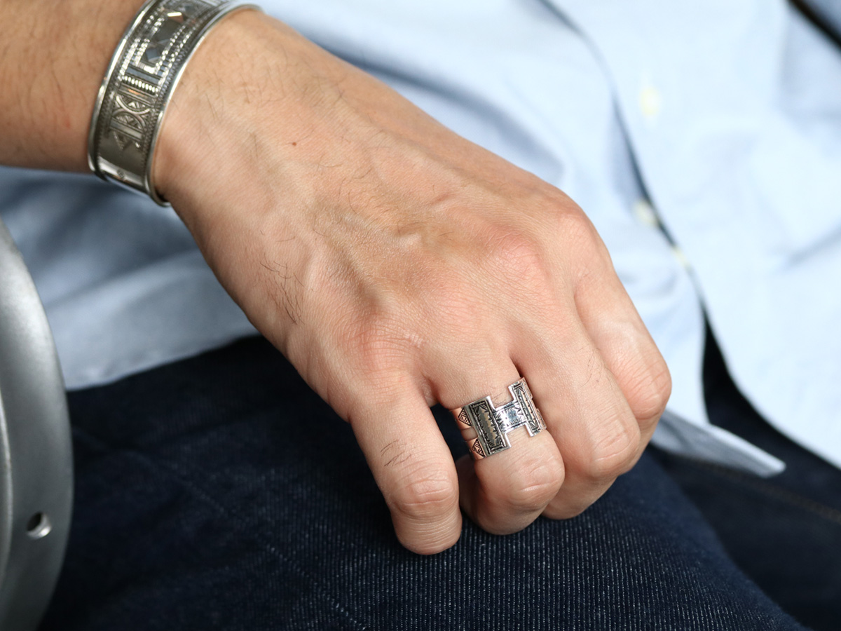 Touareg Silver Jewelry トゥアレグシルバージュエリー “H” TYPE RING