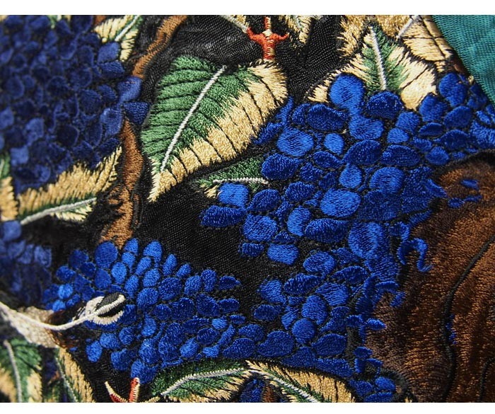 花旅楽団[ハナタビガクダン] 鶏と紫陽花 刺繍 リバーシブル 和柄