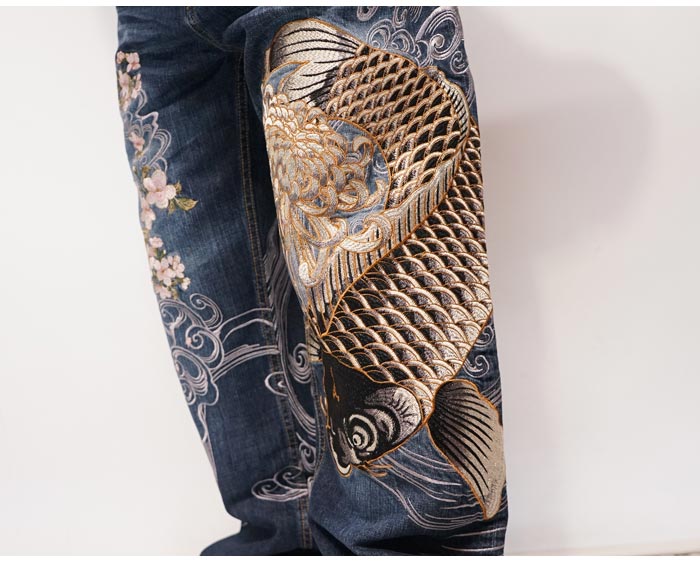 絡繰魂 カラクリダマシイ 和柄 ジーンズ デニム メンズ 総刺繍 粋 双鯉