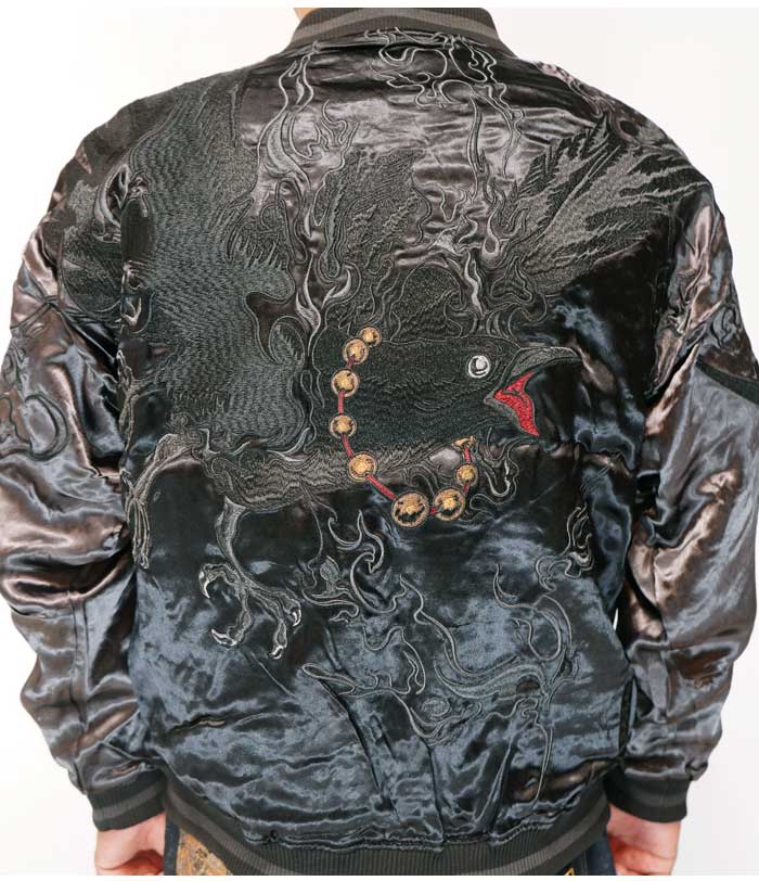 絡繰魂 カラクリダマシイ 和柄 スカジャン メンズ 総刺繍 リバーシブル 漆 八咫烏邂逅 253064 送料無料 絡繰魂 カラクリダマシイ 和柄 スカジャン メンズ 総刺繍 リバーシブル