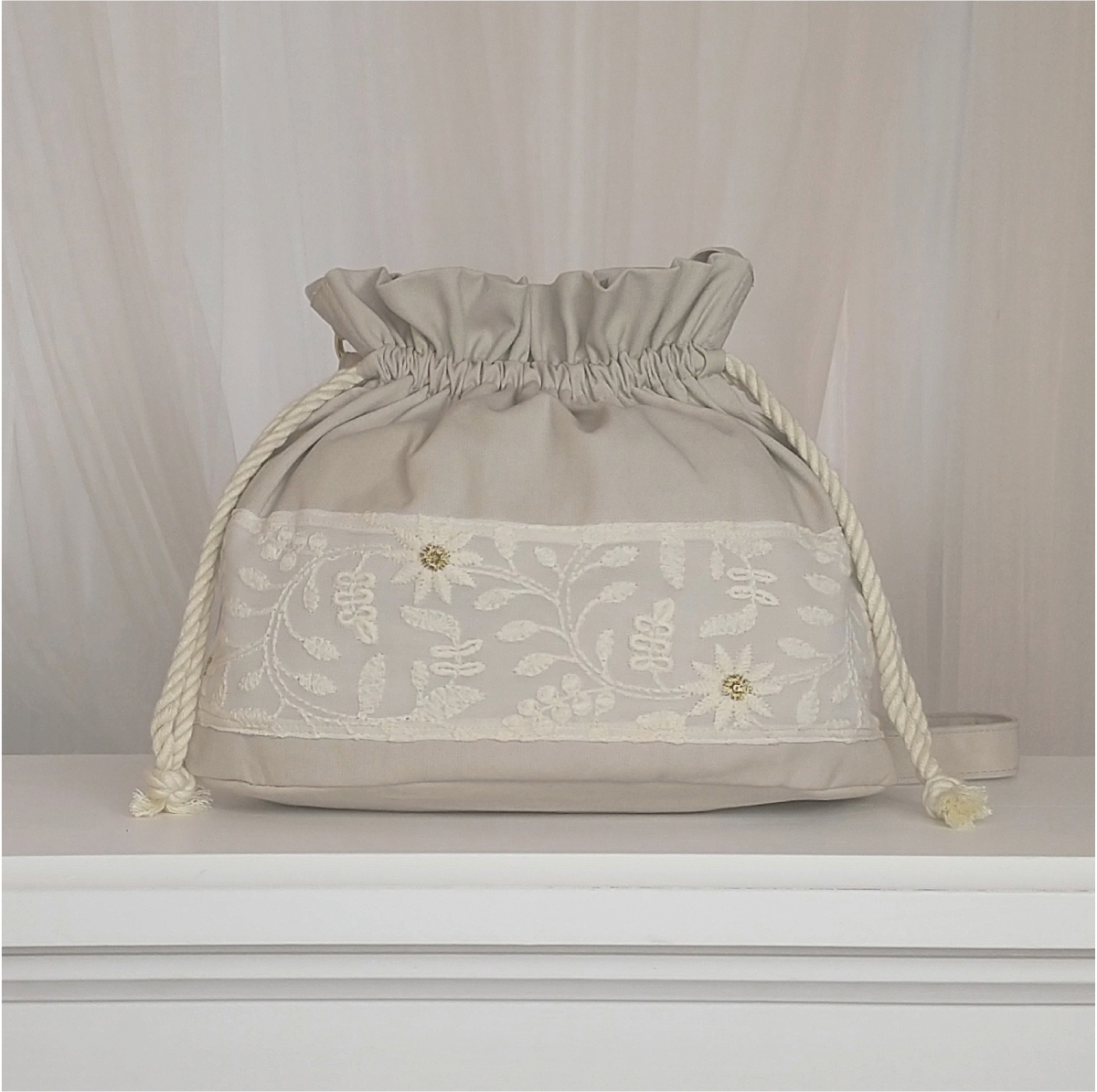 インド刺繍リボン巾着ショルダーバッグ : Mefelia - 通販