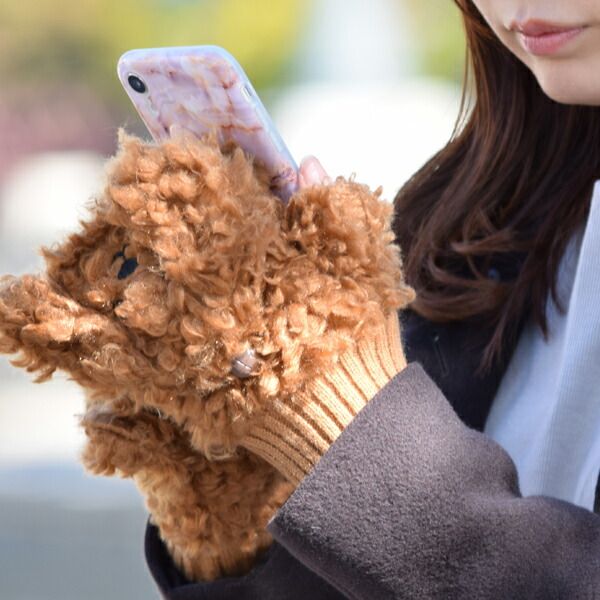 【あ】musubore ショルダープードルミトン musubore（ムスボレ）の「bag? curly gloves / ショルダー
