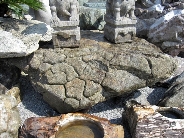 亀甲石 庭石 天然石 景石 砂利、石、枕木 | www.vinoflix.com