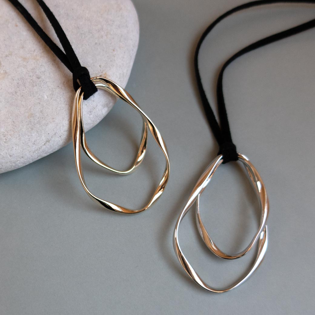 アクセサリー me0724 56700 AGVN664250OC ブラックカルセドニー ネックレス｜ネックレス｜ヴァン