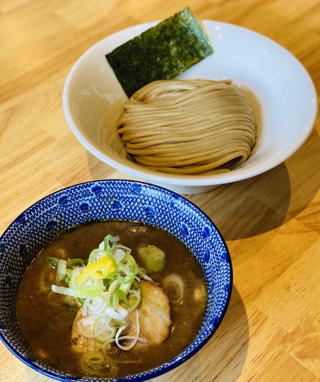 麺処諭吉 ロゴ